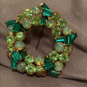 Emerald brooch